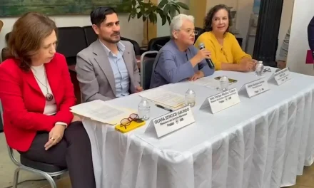 Coahuila fortalece su memoria histórica con un taller sobre historia oral
