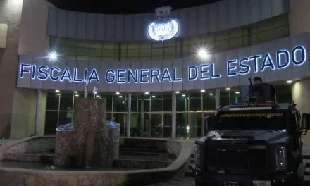 Concretan las autoridades deportación controlada de fugitivo estadounidense