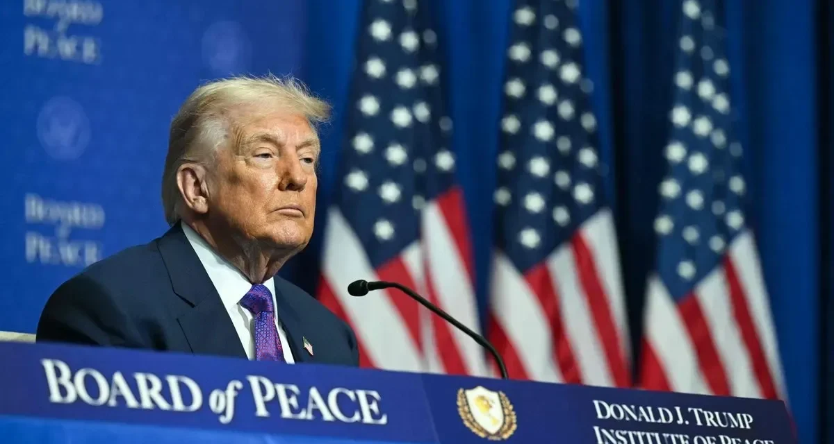 Trump evalúa excluir a Canadá del T-MEC