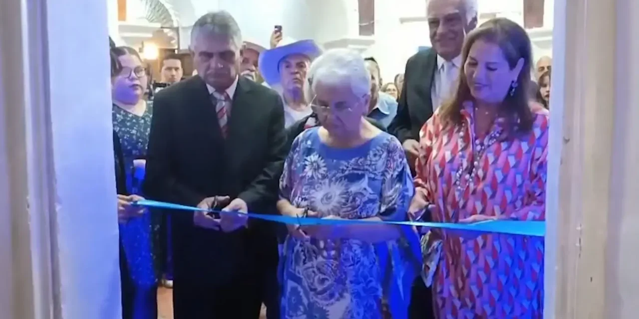 Inauguran Salón de los Artistas Parrenses