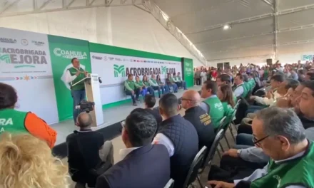 Manolo y Román llevan Macrobrigada Mejora a ejido La Concha