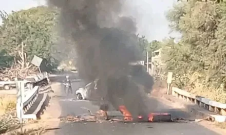 Vuelven los bloqueos carreteros en Michoacán tras la muerte de ‘El Mencho’