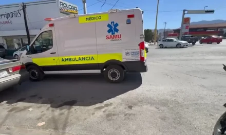 Motociclista resulta lesionado tras choque en la zona centro