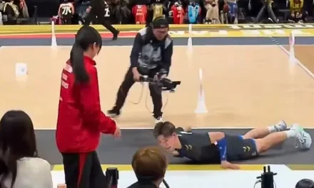 Video: Jugador de voleibol japonés le pega a una mujer tras un saque y procede a realizar ‘la madre de las disculpas’