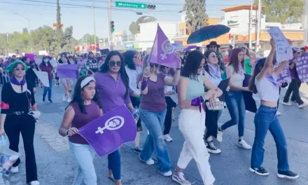 Otorgará UAdeC apoyo a mujeres que participen en la marcha del 8M