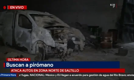 Buscan a pirómano en Saltillo tras atacar un vehículo el fin de semana