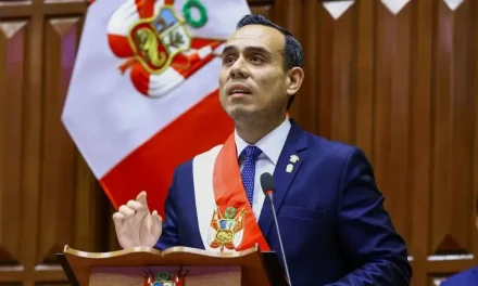 Congreso de Perú destituye a José Jerí en medio de nueva crisis política