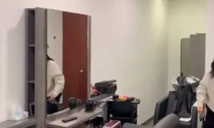 Cierra el salón de belleza en el Senado