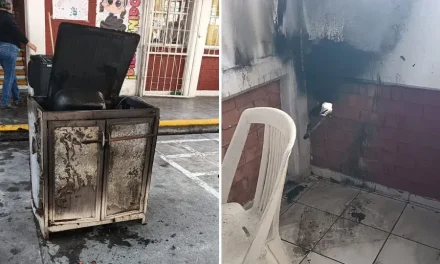 Cortocircuito provoca incendio y desalojo en primaria de Monterrey