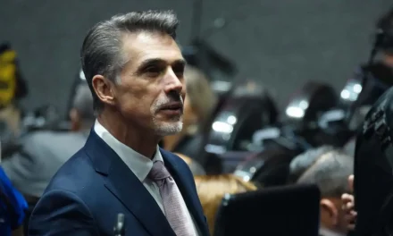 Sergio Mayer pide licencia indefinida como diputado para entrar a ‘La Casa de los Famosos’