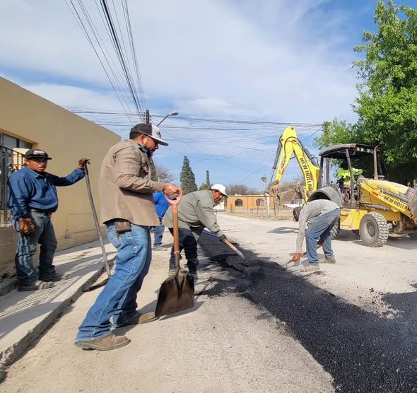 Gobierno de Múzquiz avanza con trabajos de bacheo