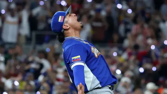 Venezuela vence a EE. UU. y se corona en el Clásico Mundial