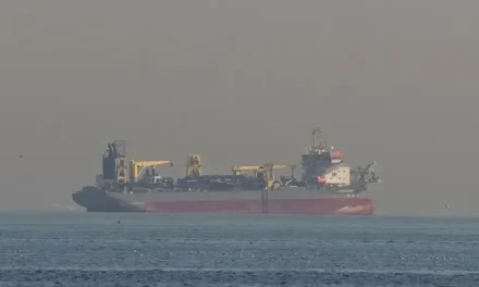 Escalada en el Golfo Pérsico agrava tensión regional y golpea mercados