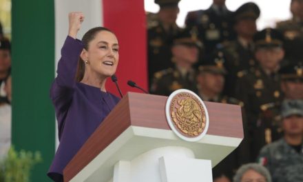 Claudia Sheinbaum conmemora el 8M