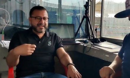 Denuncian prepotencia en Saraperos… ¡de parte del encargado de medios!