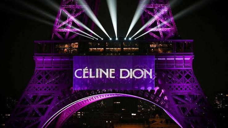 Céline Dion anuncia su regreso a los escenarios mediante mensajes en la Torre Eiffel