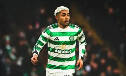 Celtic busca fichaje definitivo de Julián Araujo tras su destacada adaptación en Escocia