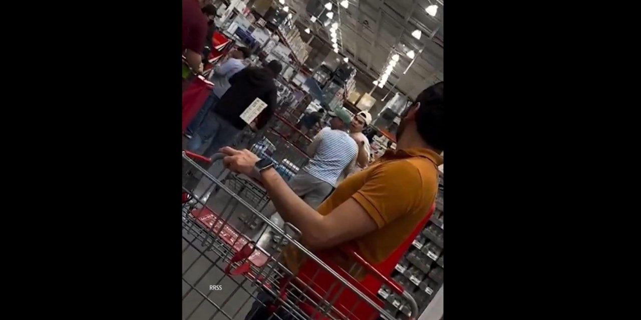 Sujeto agrede a una pareja en un Costco de Polanco
