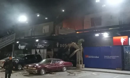Saltillo: Explota departamento al norte de la ciudad; coreano sufrió quemaduras