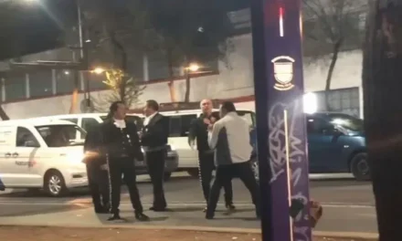 ‘El mariachi loco quiere ¿golpear?’  riña casi termina en tragedia