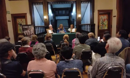 Presentan libro ‘Los Valores, Ayer, Hoy y Siempre’ noche de poesía y versos en Casa Purcell
