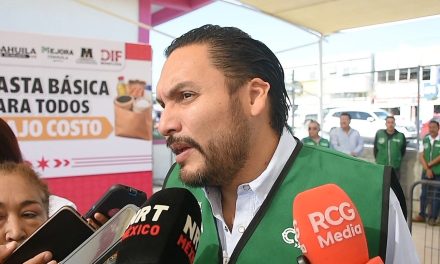 Supervisa Carlos Villarreal la obra de construcción de escuela en Monclova