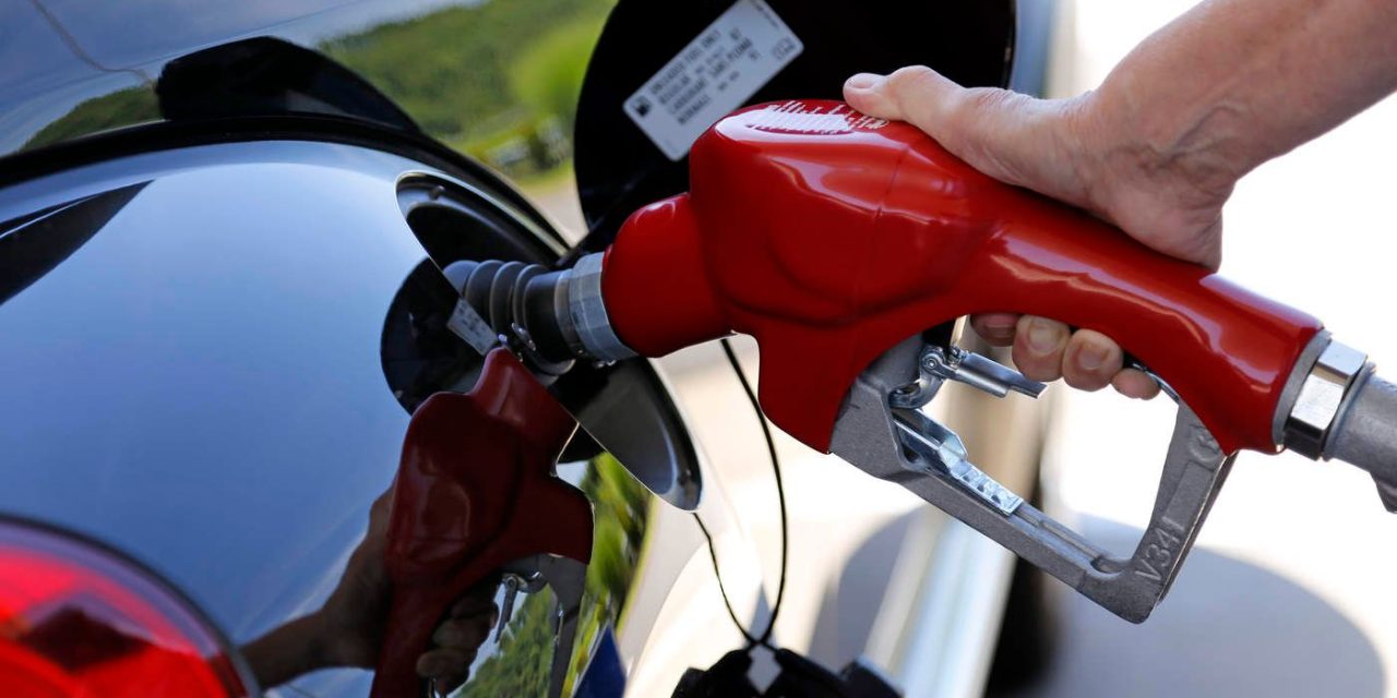 Gasolina ‘roja’ está a nada de llegar a los 30 pesos en Saltillo