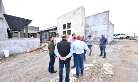 Carlos Villarreal supervisa avance del Centro Integral de Seguridad