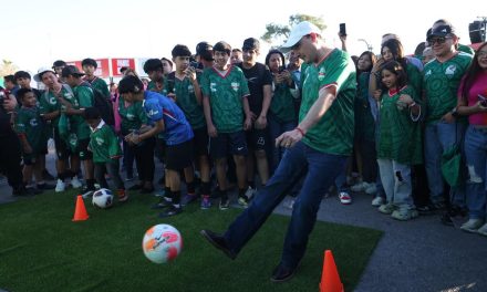 Arranca Manolo Jiménez las caravanas Coahuila Pa´l Mundo