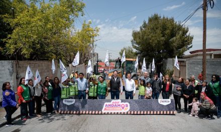 Comienza Javier Díaz más obras de pavimentación al sur de Saltillo