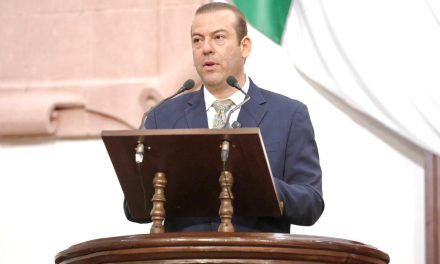 Felipe González exhorta a Profeco a vigilar precios de la canasta básica
