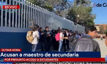 Acusan a maestro por presunto acoso a estudiantes y maestras en secundaria de Saltillo
