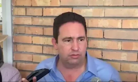 Anuncia el alcalde Javier Díaz Feria en el Biblioparque Norte de Saltillo
