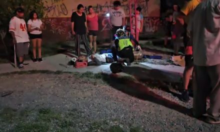 Arrollan a motociclista y lo dejan a su suerte en Saltillo