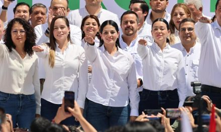 Listas para su registro ante el IEC Luz Elena Morales y Marimar Arroyo de la Alianza Ciudadana por la Seguridad