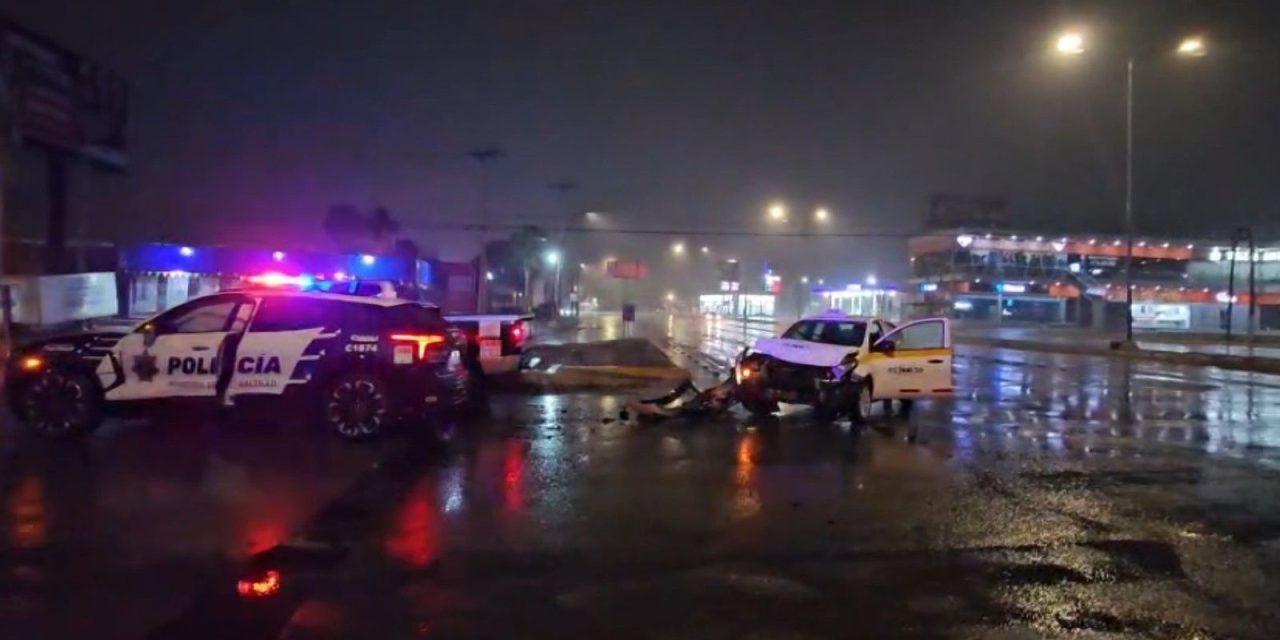 Lluvia provoca múltiples accidentes en Saltillo