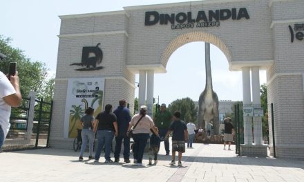 Miles de familias visitan Dinolandia en Ramos Arizpe