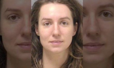 Mujer planea ejecuta el asesinato del padre de sus hijos tras darle masaje; también acabó con sus suegros en Illinois