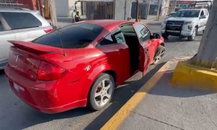 Saltillo: Mujer termina en sentido contrario tras chocar en el periférico Luis Echeverría