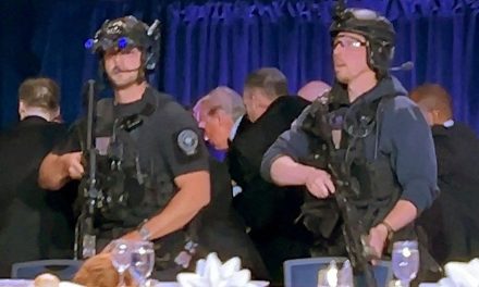 Fiscal afirma que intruso en cena tenía como ‘probable’ objetivo atacar a Trump