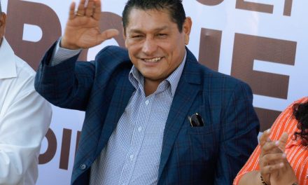 Detienen por narco al alcalde de Cuautla, Jesús Corona