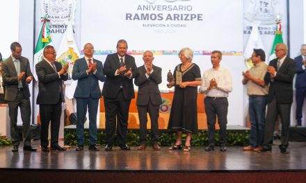 Entregan autoridades municipales la Presea Miguel Ramos Arizpe 2026