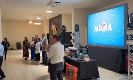 Celebra CETIS 48 a sus maestros en su día