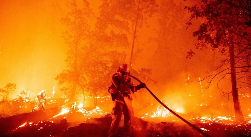 Incendio Hazen avanza sin control en Arizona y consume cerca de 980 acres