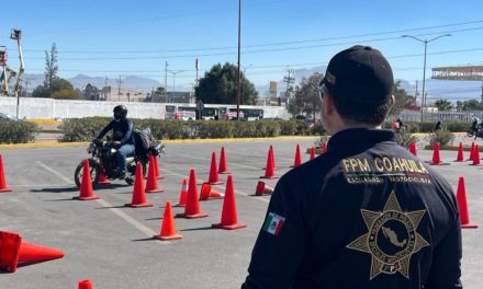 Invita Comisaría a curso de prevención de accidentes para motociclistas en Saltillo