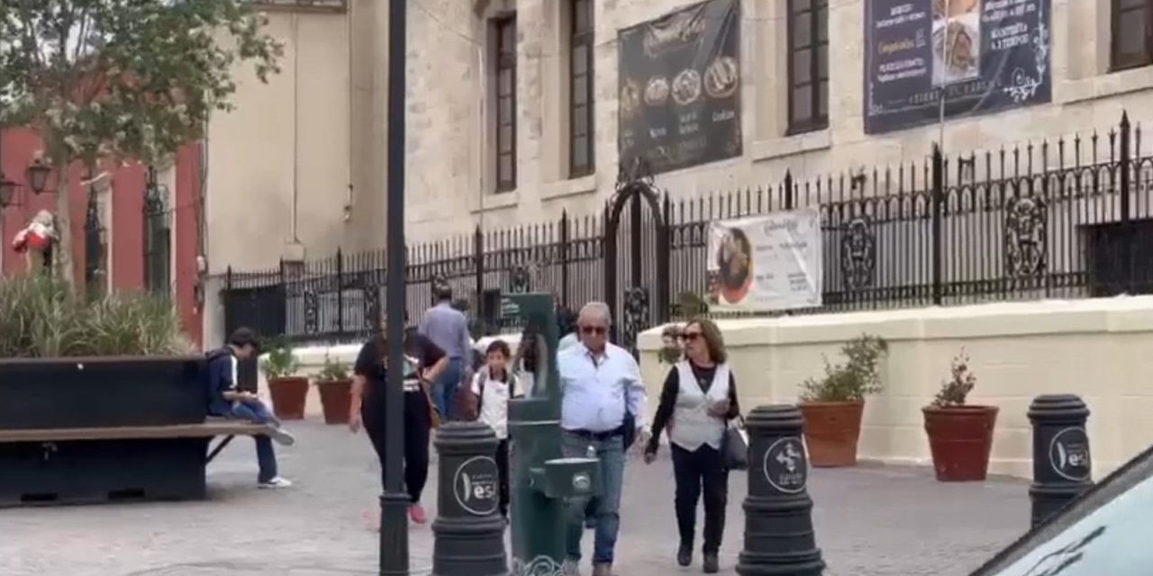 Ligera mejoría en ventas reportan comerciantes del centro de Saltillo por el 10 de mayo