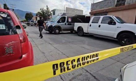 Localizan a hombre en estado de putrefacción al interior de su vivienda en Saltillo