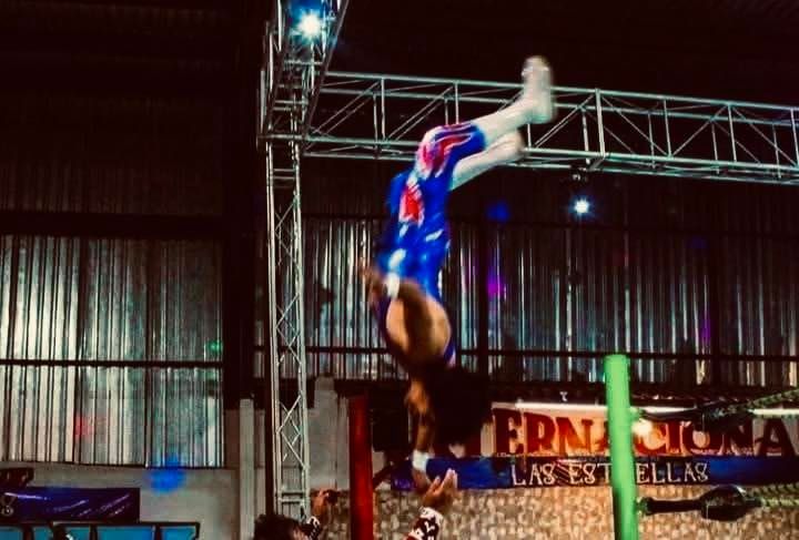 Fallece luchador tras una caída en plena función en Ciudad Juárez