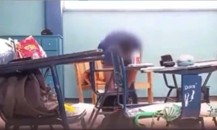 Viralizan grabación de maestro señalado robar a alumnos en escuela de Sonora