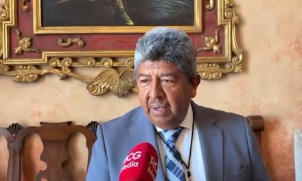 ‘Mi mayor satisfacción de ser maestro es ver alumnos convertidos en profesionistas’; José Herminio Salas